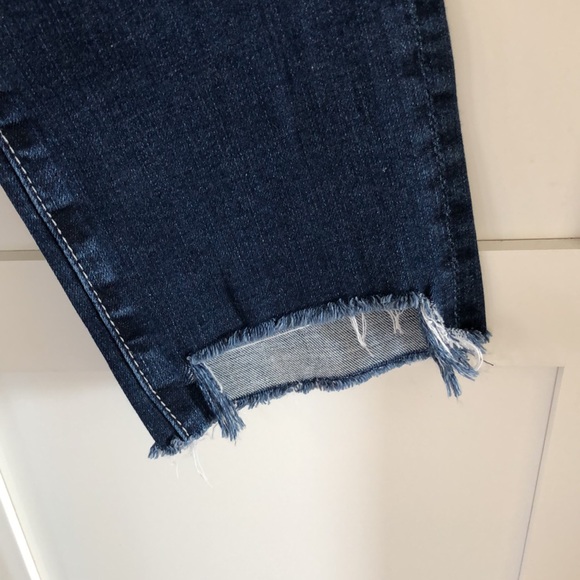 AG Adriano Goldschmied Stilt Cigarette Crop 27R - Picture 5 of 7